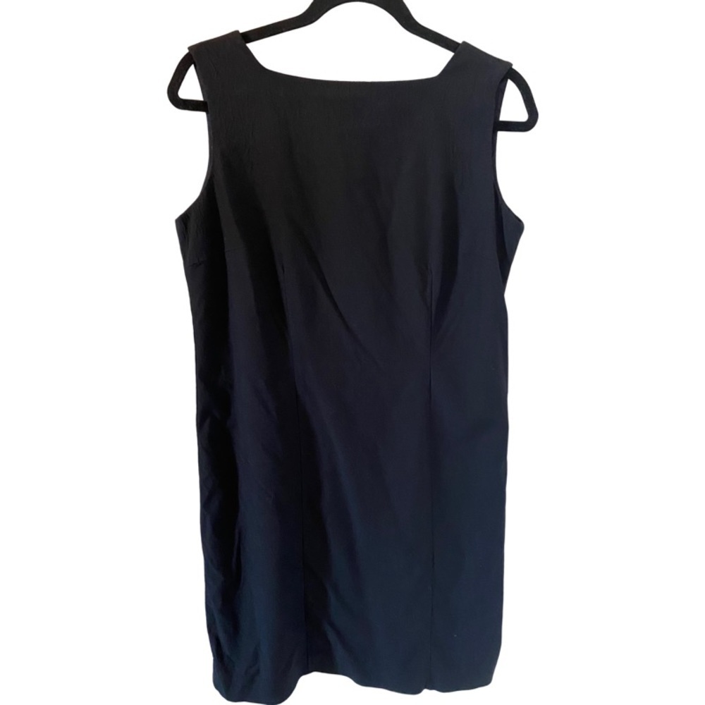 Apostrophe sheath dress. Size M. Cute vintage. Lined, zipper side.